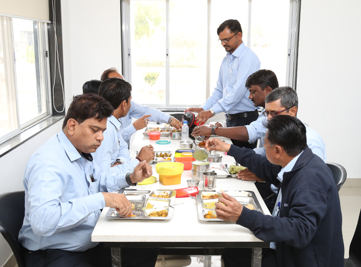 Employee Welfare Slider 7